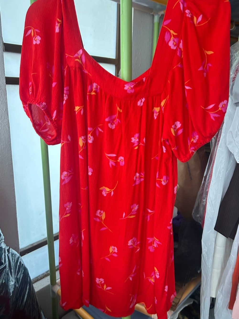 Billabong Red Floral Puff-Sleeve Women’s Top